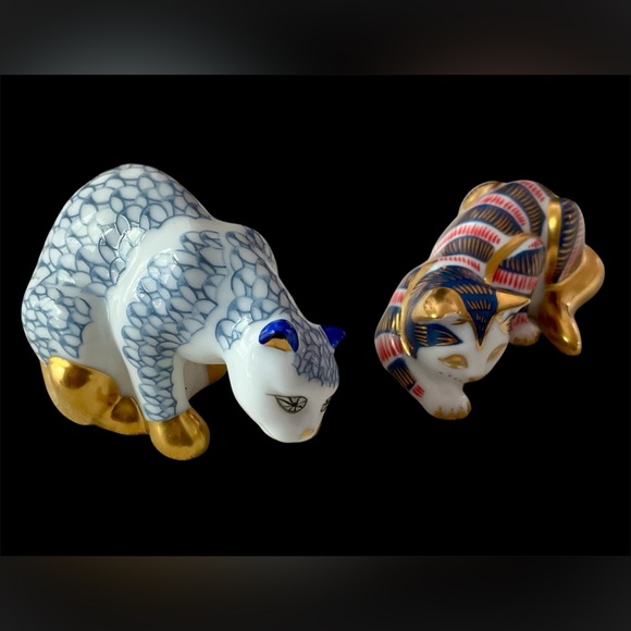 Franklin Mint Collectible Curio Cabinet Cat Collection circa 1988 - Set of 2 - Picture 4 of 14